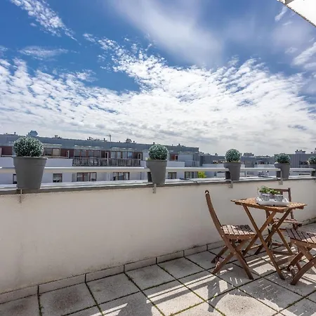 Sky Mit Balkon Am